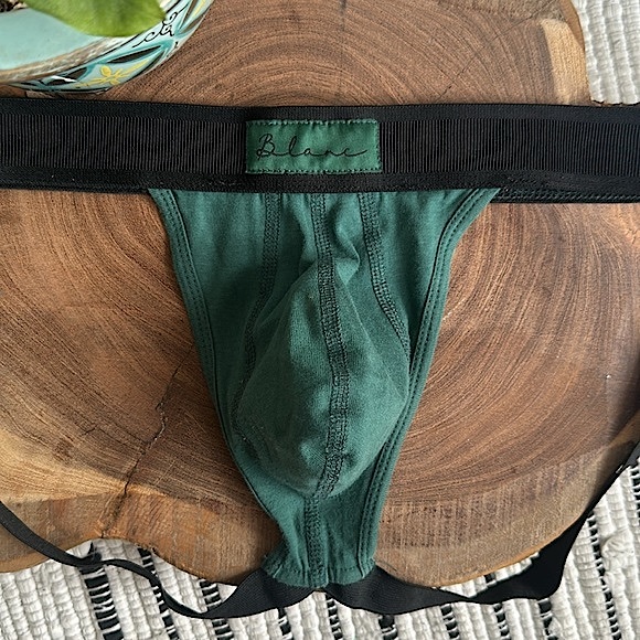 Blanc - Picture 2 of 5